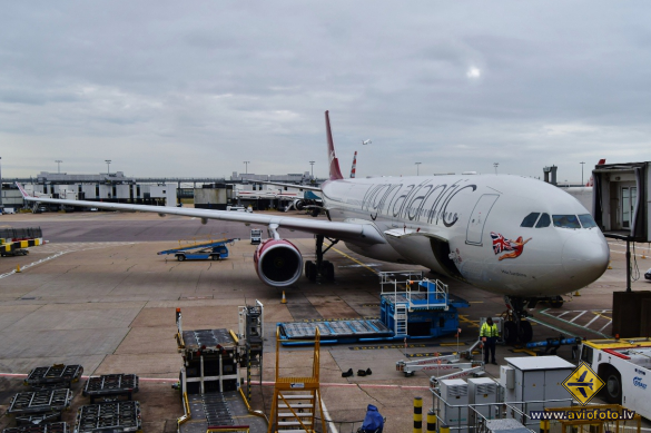 Airbus A330-343